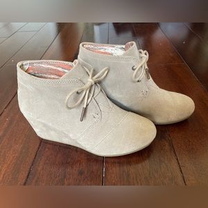 Tom heel booties